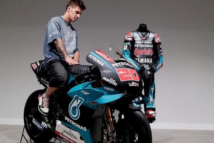 Fabio Quartararo mit seinem ersten MotoGP-Bike aus dem Jahr 2019