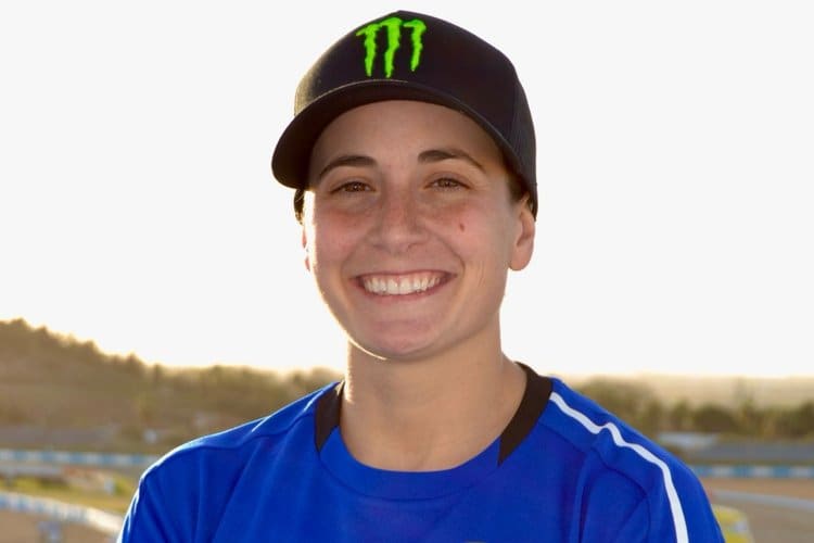 Ungewohnt: Auch blau steht Ana Carrasco gut