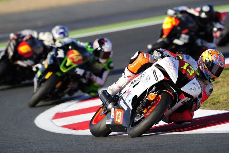 Dino Lombardi (vorne) fährt 2012 WM