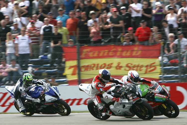 Laverty gegen Lascorz (26) und Crutchlow (35)