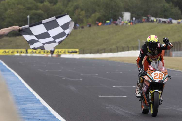 Erster WM-Sieg für Lennox Lehmann