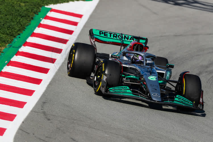 Lewis Hamilton im Silberpfeil