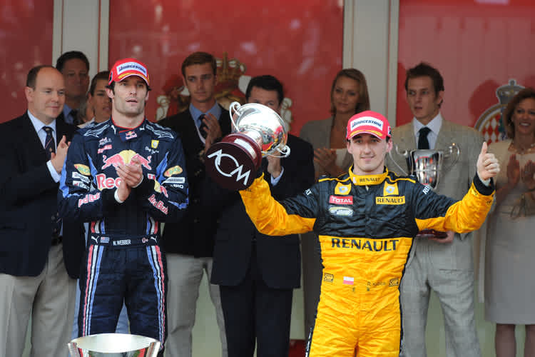 Robert Kubica freut sich über den dritten Platz