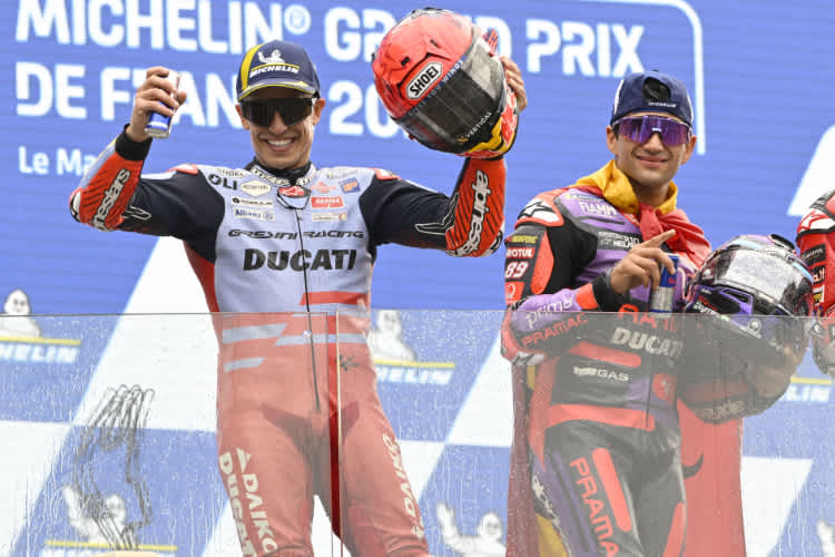 Marc Marquez (li.) und Jorge Martin wollen ins Ducati-Werksteam