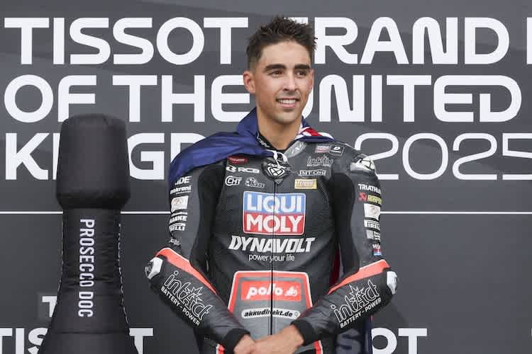 Senna Agius war nach seinem ersten Moto2-Sieg voller Emotionen