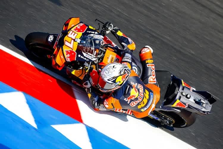 Pedro Acosta trieb die KTM RC16 auf Platz 5