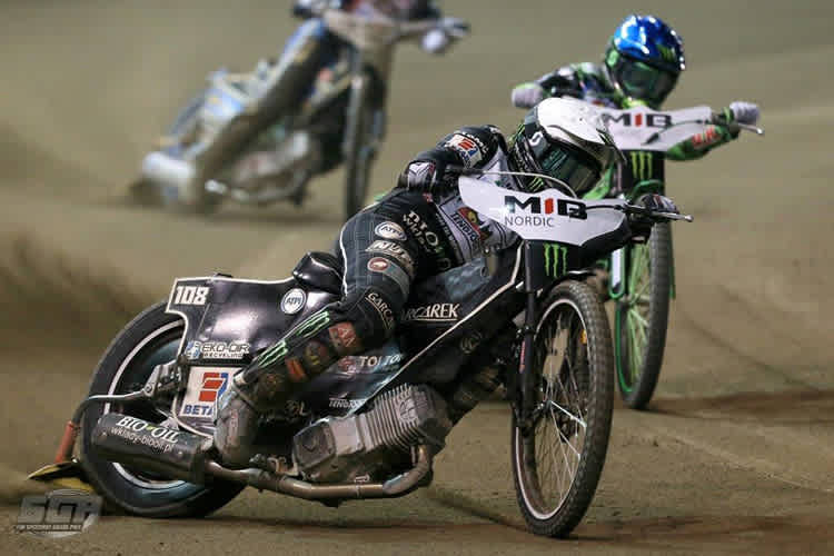 Tai Woffinden raste im Finale zum Sieg