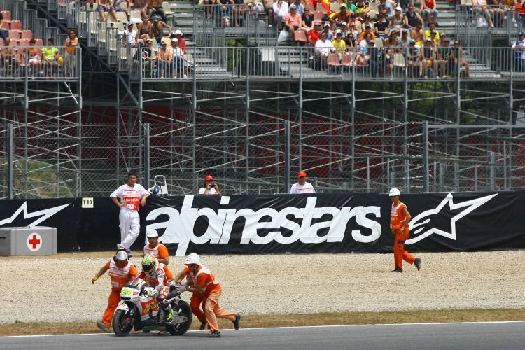 Toni Elias nach dem Sturz