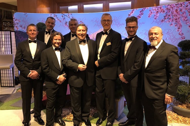 Einflussreiche Funktionäre unterstützen die Arbeit von der Paraplegie-Stiftung IRP