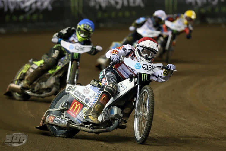 Martin Smolinski (vorne) gewann im Australien-GP einen Lauf