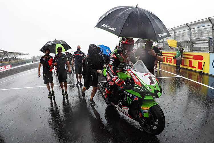 Jonathan Rea hofft auf nicht ganz so viel Regen