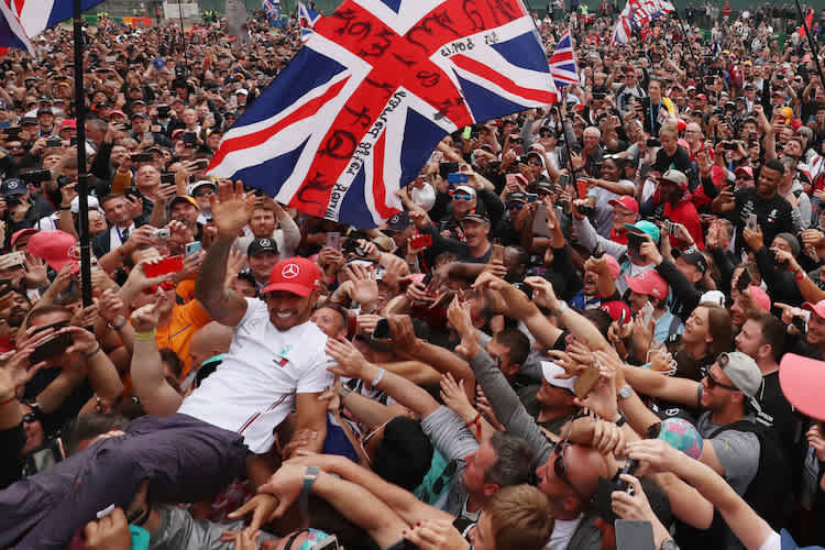 Lewis Hamilton: Das Bad in der Menge wird in diesem Jahr nicht möglich sein