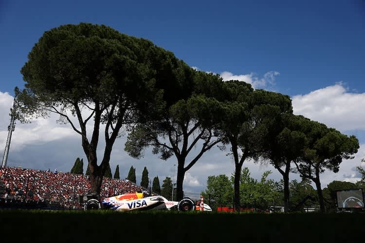 Insgesamt 32 Formel-1-Grands-Prix fanden auf der Strecke in Imola von 1980 bis 2006 und von 2020 bis 2025 statt. Hier im Bild: Isack Hadjar im Mai 2025