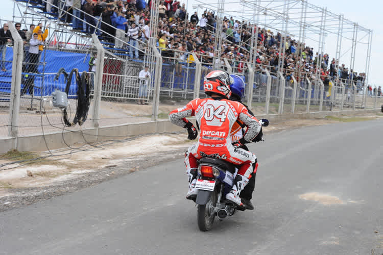 Der Motor von Andrea Dovizioso verrauchte in Termas de Rio Hondo