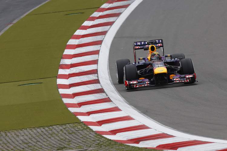 Sebastian Vettel: Bestzeit im zweiten freien Training auf dem Nürburgring