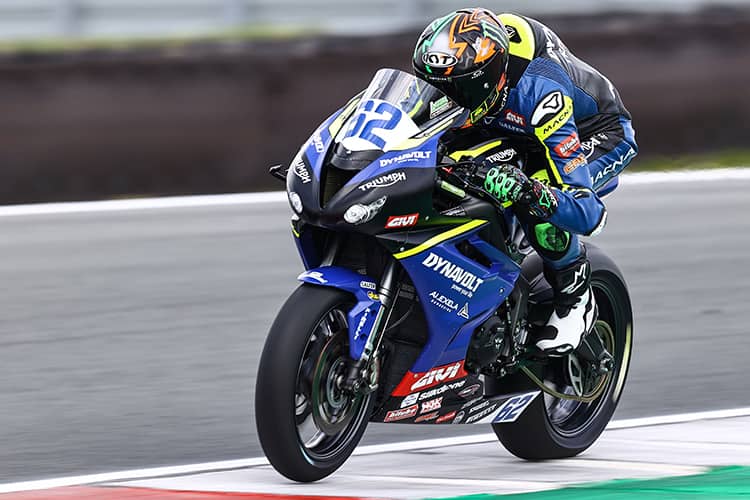 Triumph-Werksfahrer Stefano Manzi