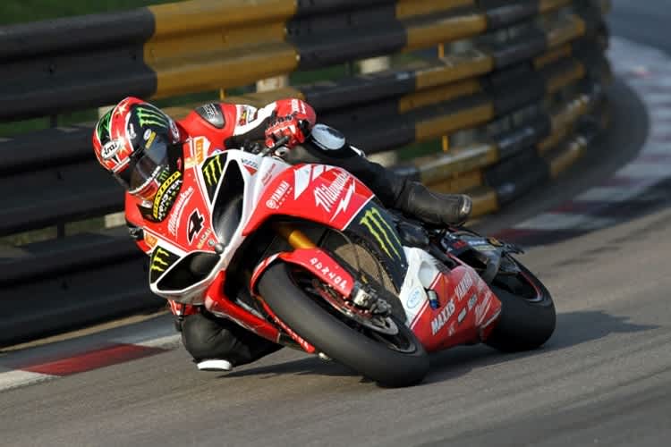 Ian Hutchinson bei seinem sensationellen Sieg in Macau 2013