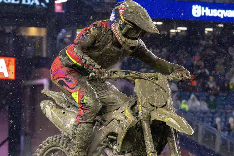 Das Rennen in Foxborough wurde zur Schlammschlacht