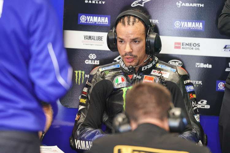 Franco Morbidelli in der Box des Yamaha-Werksteams