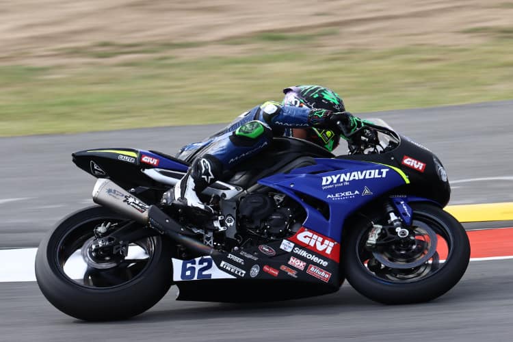 Stefano Manzi auf der Triumph Street Triple RS 765