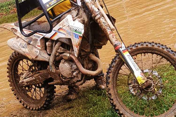 Das Motorrad von Max Nagl nach dem Rennen