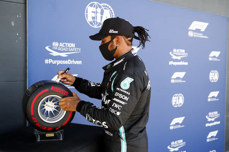 Lewis Hamilton holte sich am ersten Silverstone-GP-Wochenende die Pole-Position