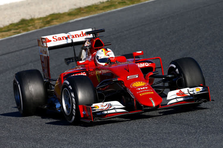 Der Ferrari von Sebastian Vettel mit TV-Kamera: Was zeigen diese Bilder?