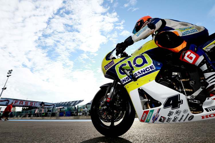 Das Team CIA Landlords Insurance wird auch 2016 von Honda unterstützt