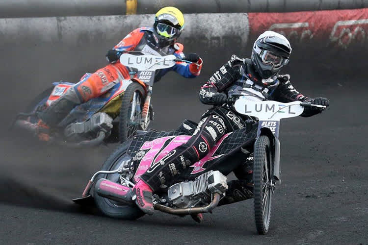 Kai Huckenbeck (vorne) fährt in der Form seines Lebens