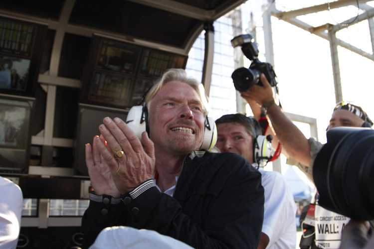 Branson: Sponsorenglück am Kommandostand