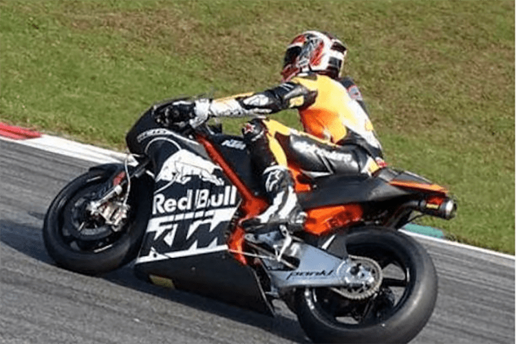 Alex Hofmann auf der KTM RC16 in Spielberg