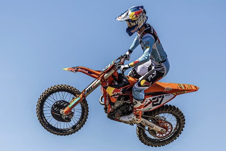 Simon Längenfelder gewann den ersten MX2-Lauf in Frauenfeld