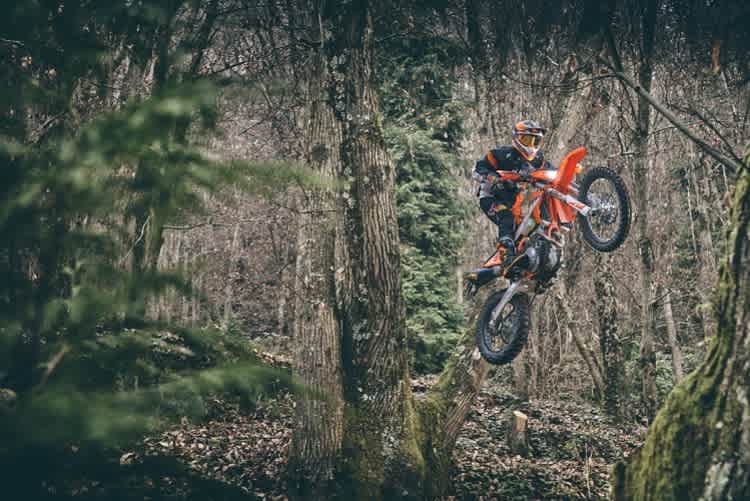 KTM Enduro-Modelle 2023: Demnächst lieferbar, Preise bereits bekannt