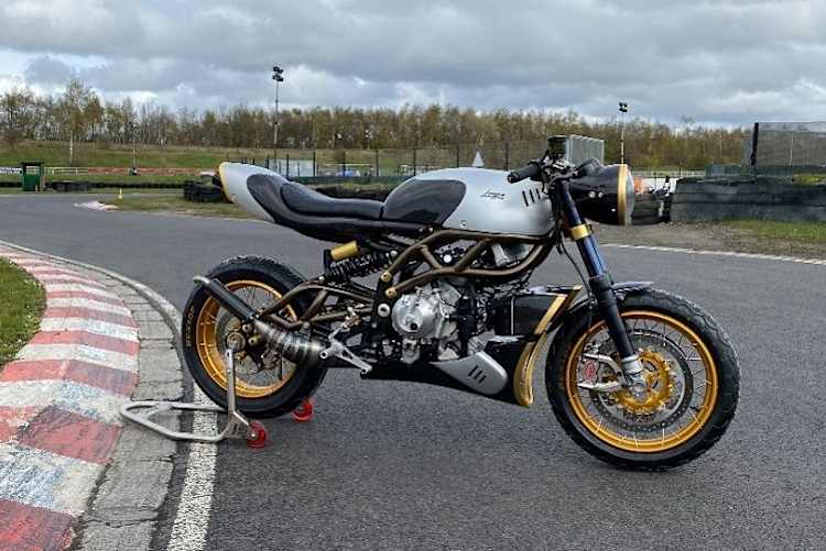 Langen 250: Federleichtes Strassenmotorrad mit Zweitaktmotor für die Parfümierung der Welt