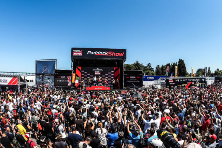 Die Paddock-Show in Misano war ein Zuschauermagnet