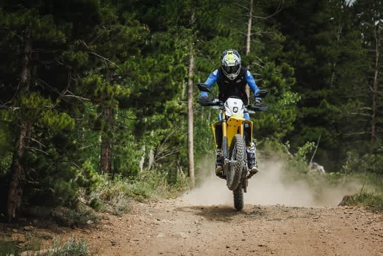 Suzuki DR-Z4S: Jetzt bestellen und eine der 50 First Editions mit Zubehörpaket sichern