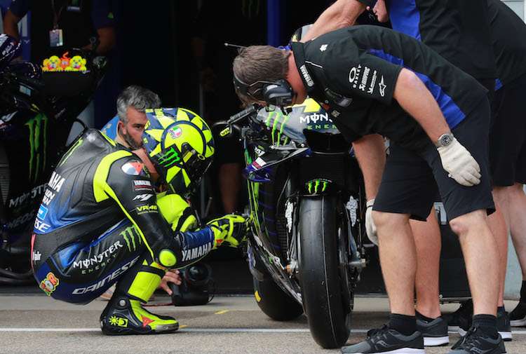 Valentino Rossi darf die M1 fürs nächste Jahr bereits beim Brünn-Test ausprobieren