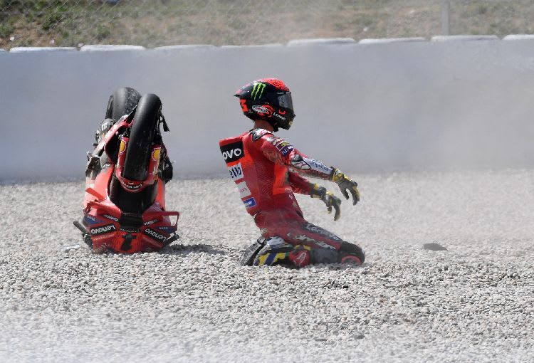 Bagnaia völlig fassungslos im Kiesbett