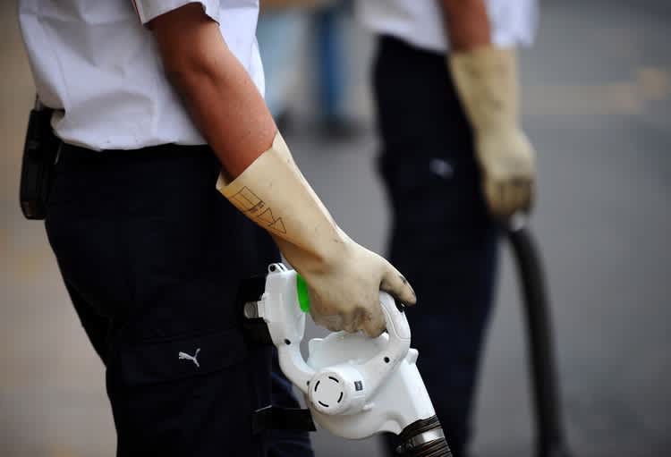 Mit KERS kommen Spülhandschuhe in die F1