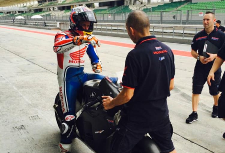 Casey Stoner testet derzeit die 2015er-Honda in Sepang
