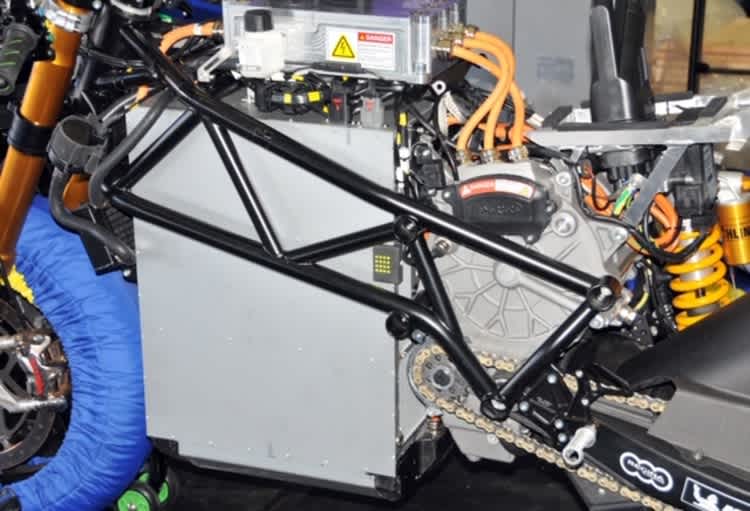 So sieht eine Batterie der Energica Ego Corsa aus