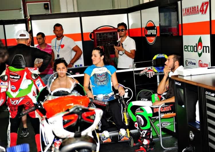 Alessia Polita: Zur SBK-WM in Silverstone als Gast bei Barni Ducati 