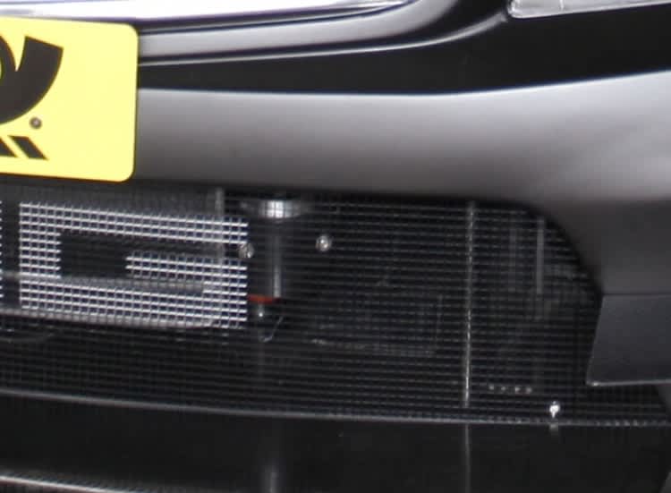 Das fiel auf: Massedämpfer im Mercedes