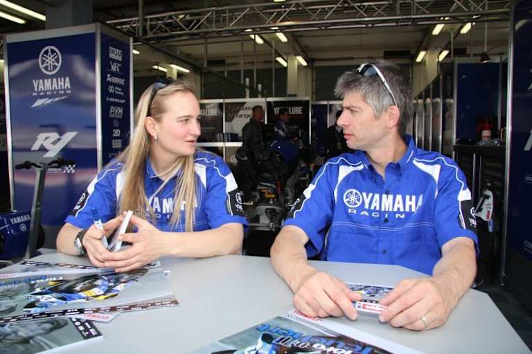 Jörg Teucher und seine Teamkollegin Nina Prinz.