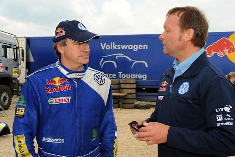 Carlos Sainz und Kris Nissen sorgen für Eis