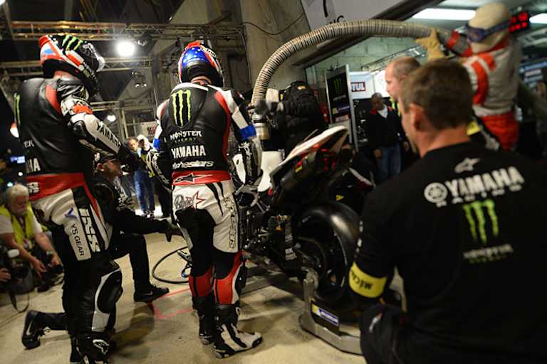 Um Mitternacht war die Welt noch in Ordnung