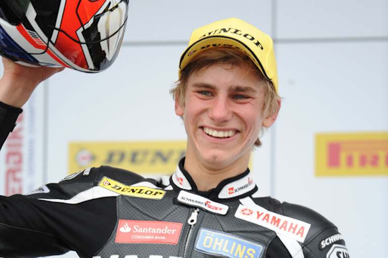 Julian Puffe im Yamaha R6 Dunlop Cup