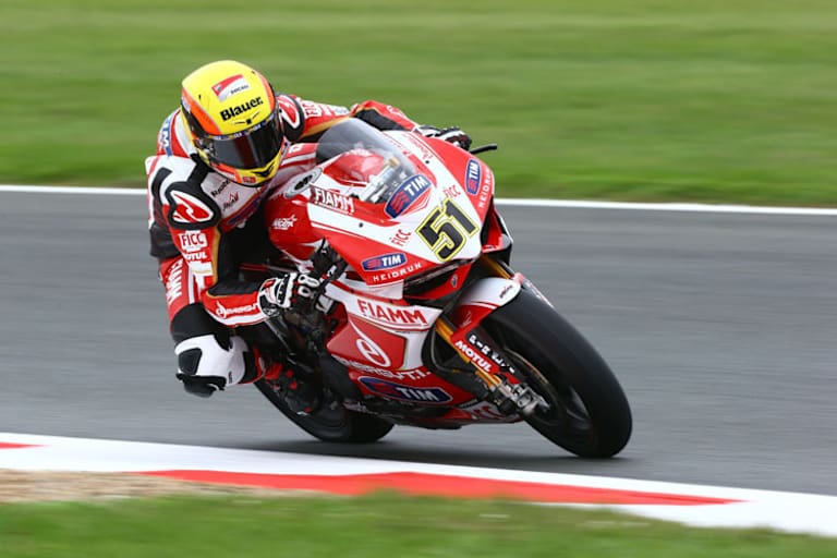 Michele Pirro vor seinem schweren Sturz