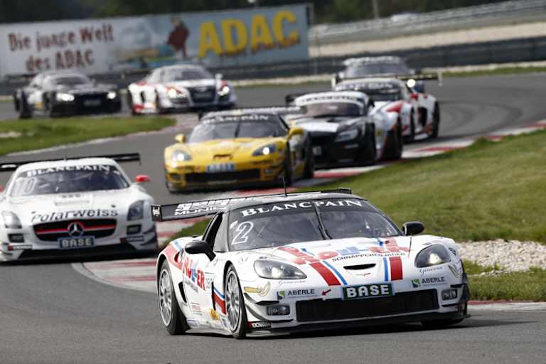 Corvette liegt an der Tabellenspitze