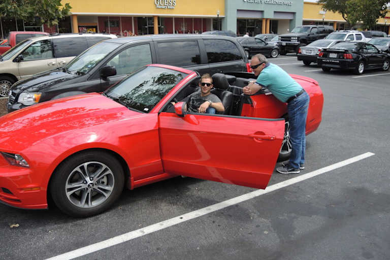 Viel Platz für Gepäck gab es im Ford Mustang Cabrio nicht